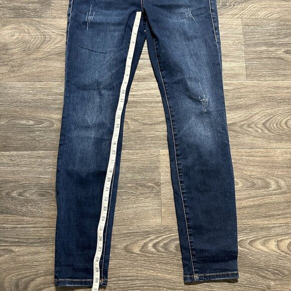 CAbi Jeans Size 4 Style 3752 Original Wash Skinny Denim Dark Wash Distressed - Picture 10 of 12